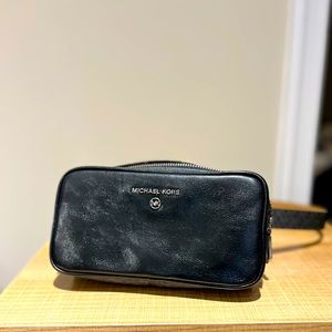 EUC Michael Kors S/M Belt Bag